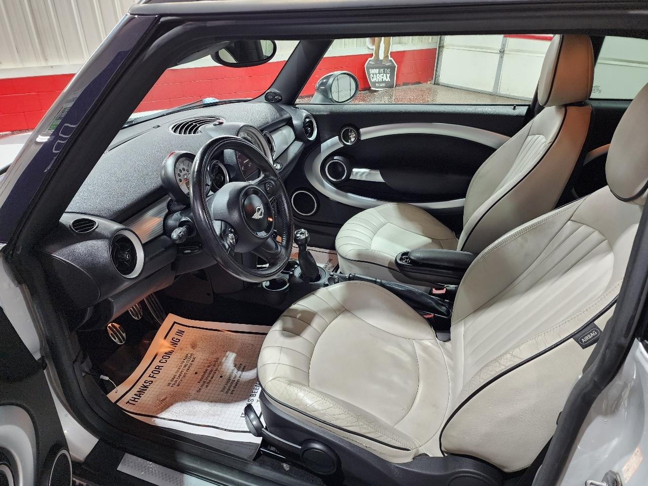 MINI Cooper Clubman 2dr Cpe S 2012