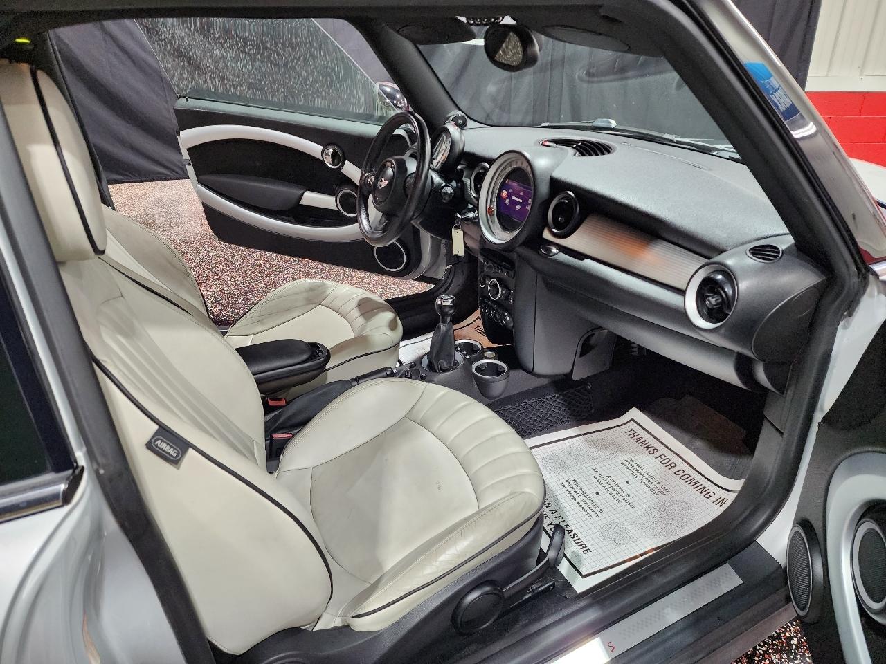 MINI Cooper Clubman 2dr Cpe S 2012