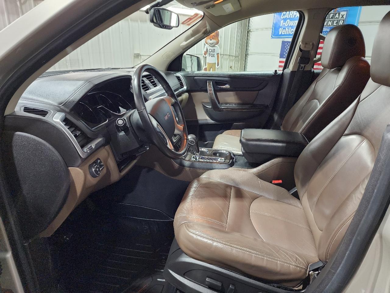 GMC Acadia FWD 4dr SLT w/SLT-1 2016