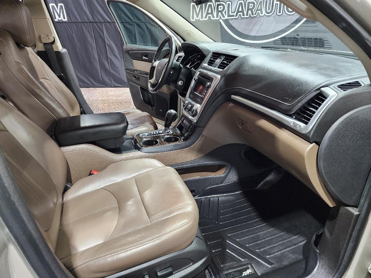 GMC Acadia FWD 4dr SLT w/SLT-1 2016