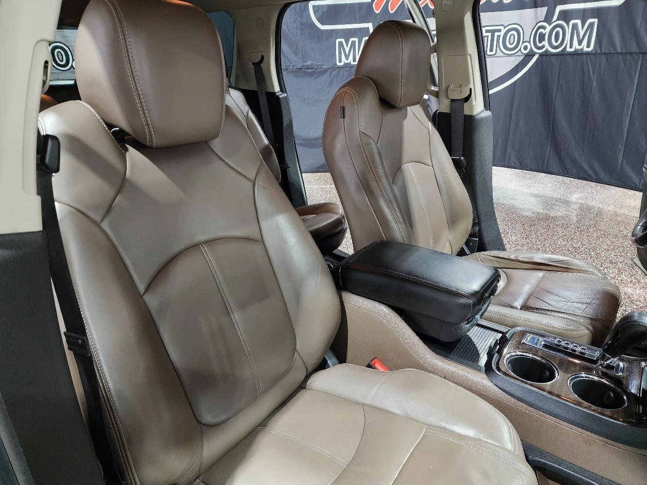 GMC Acadia FWD 4dr SLT w/SLT-1 2016