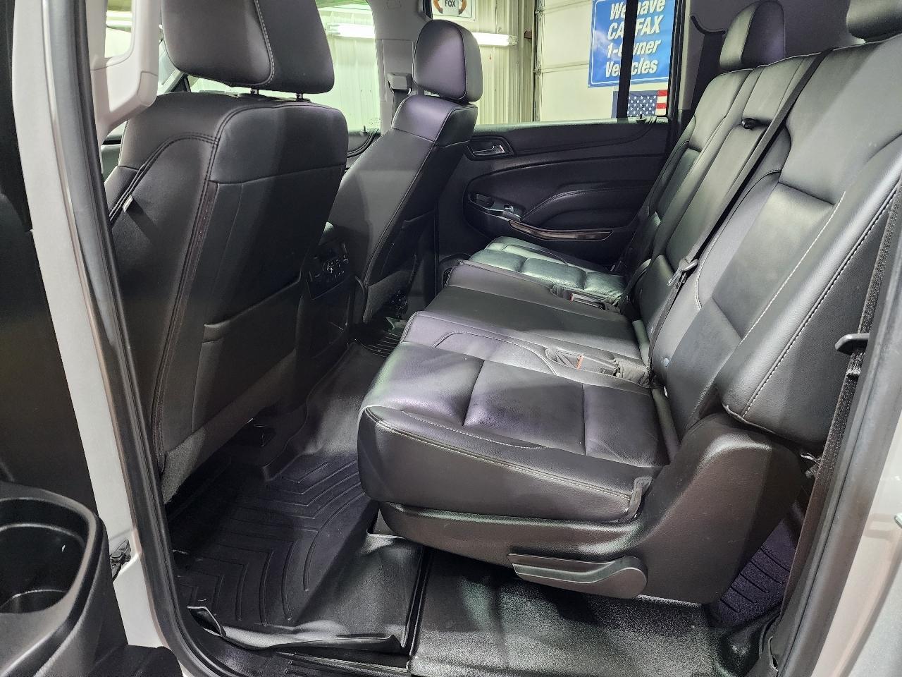 Chevrolet Suburban 4WD 4dr LT 2020