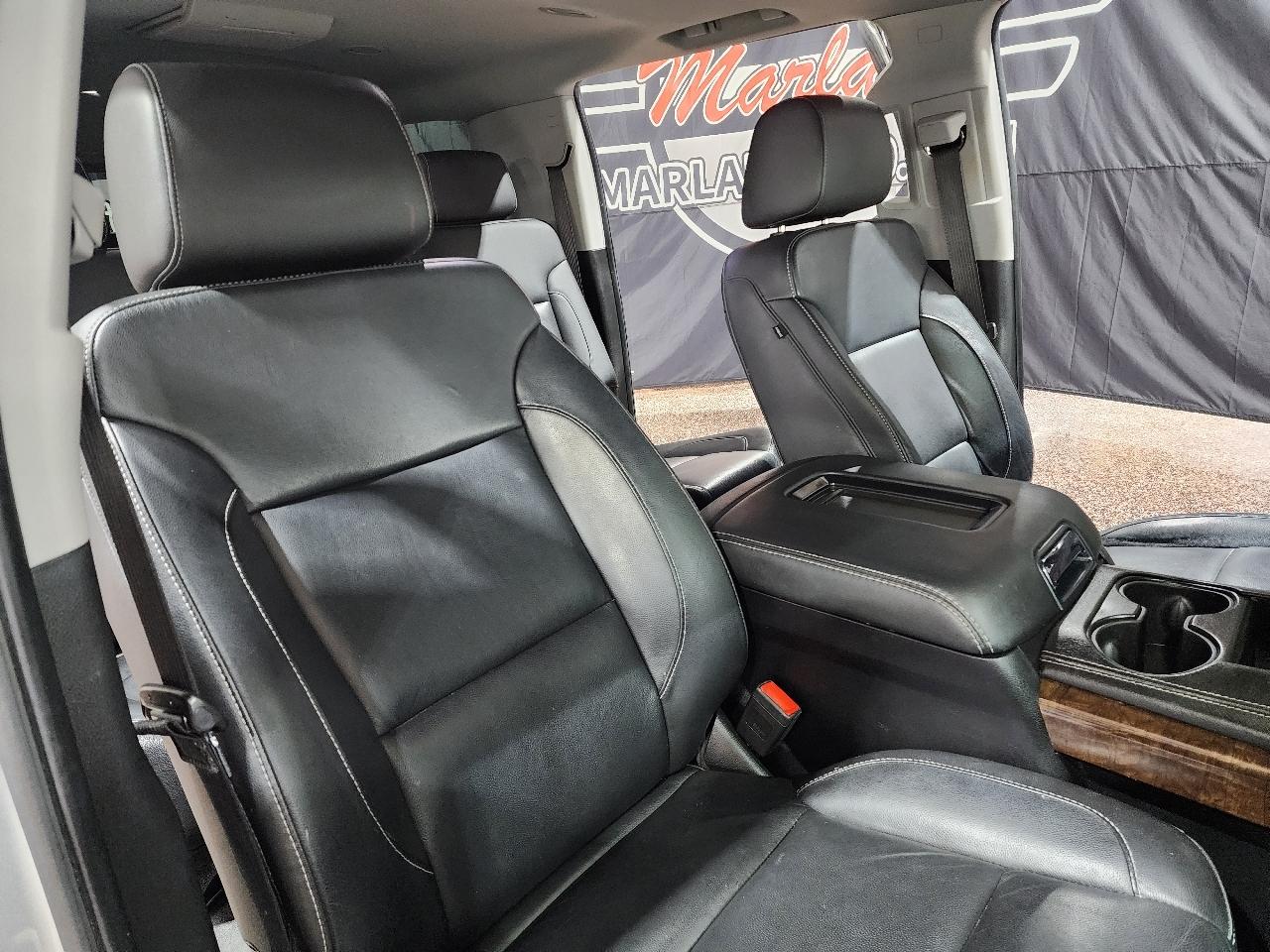 Chevrolet Suburban 4WD 4dr LT 2020