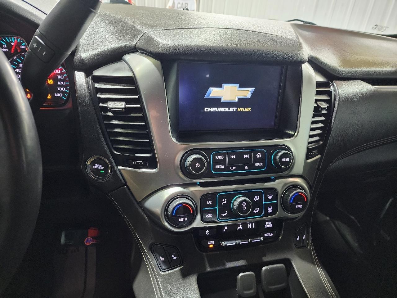 Chevrolet Suburban 4WD 4dr LT 2020