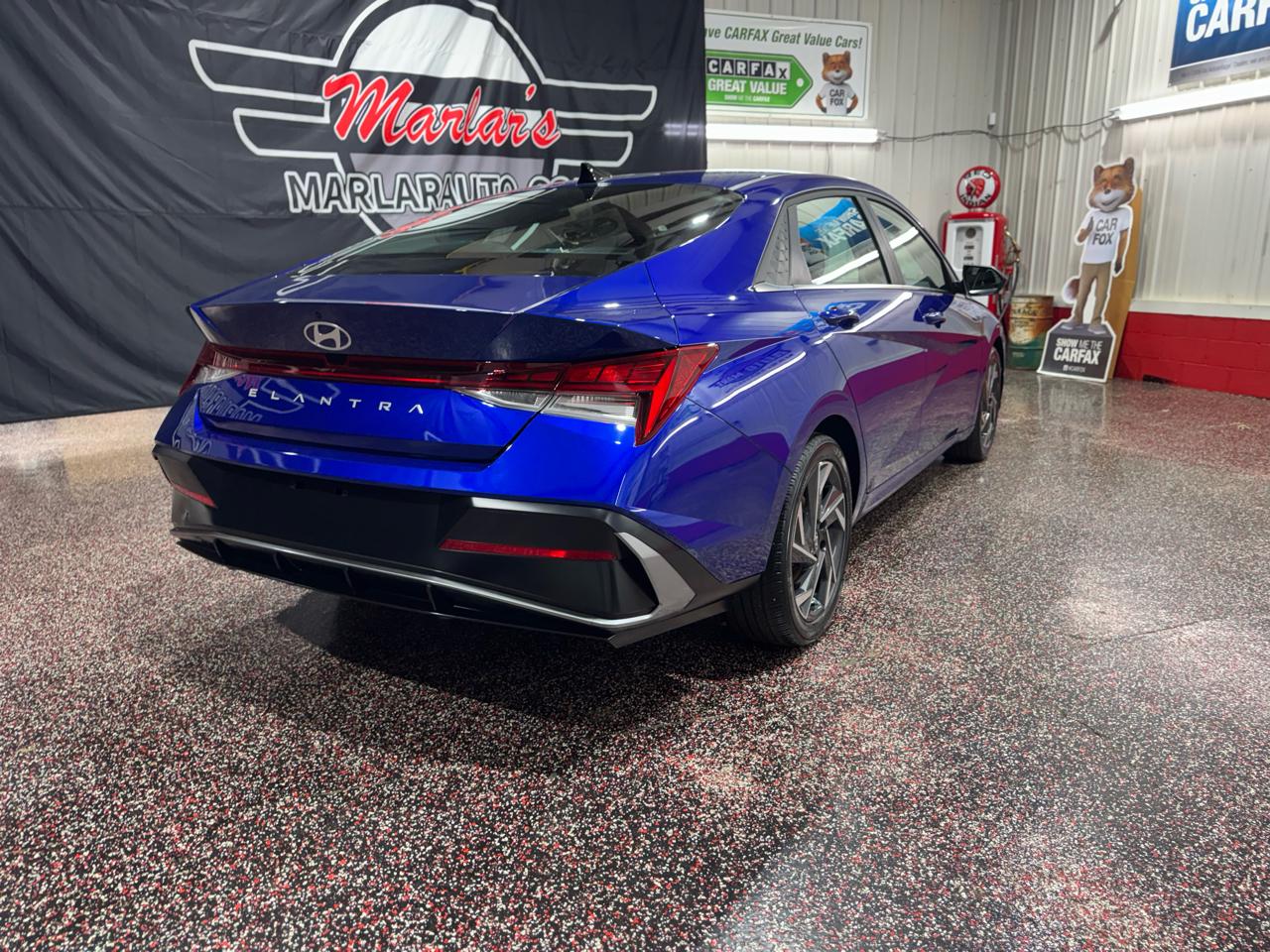 Hyundai Elantra SEL IVT 2024