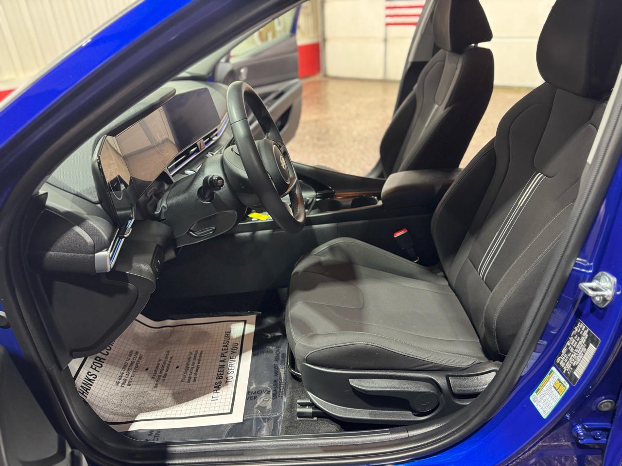 Hyundai Elantra SEL IVT 2024
