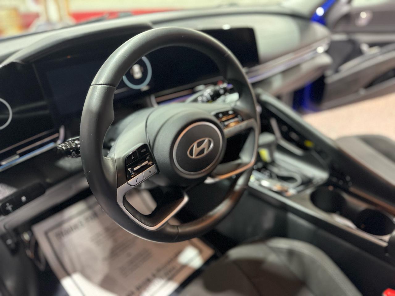 Hyundai Elantra SEL IVT 2024