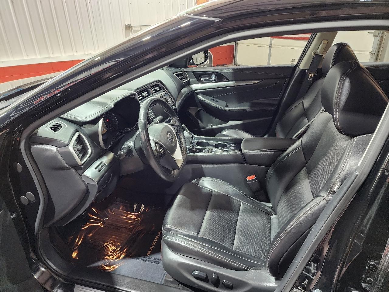 Nissan Maxima SV CVT 2022