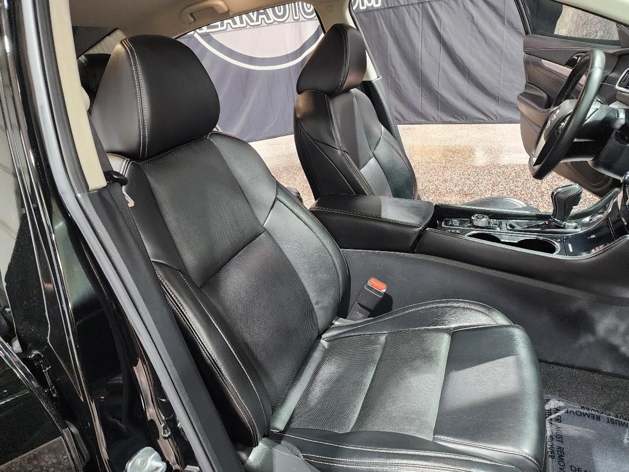 Nissan Maxima SV CVT 2022