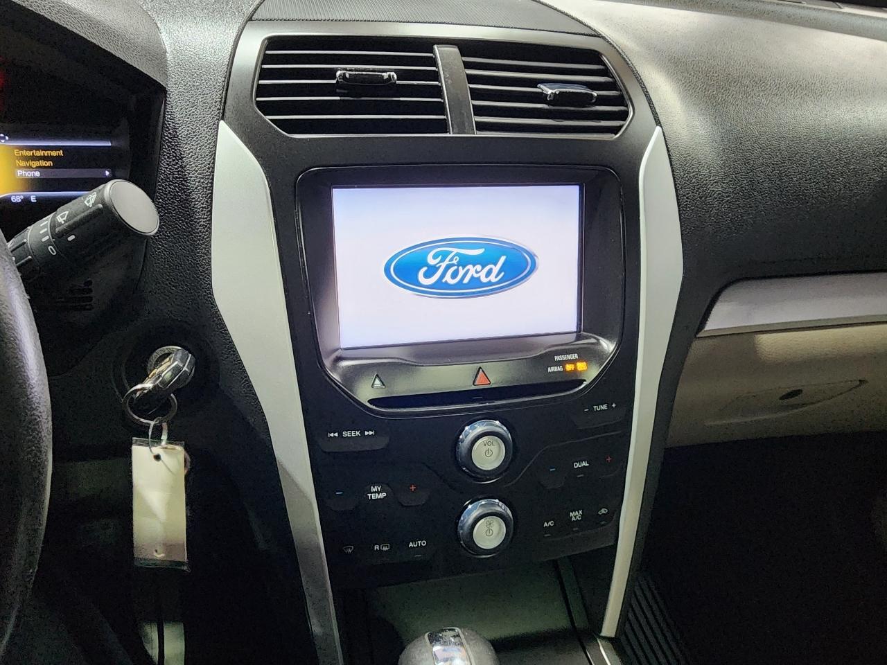 Ford Explorer FWD 4dr XLT 2014