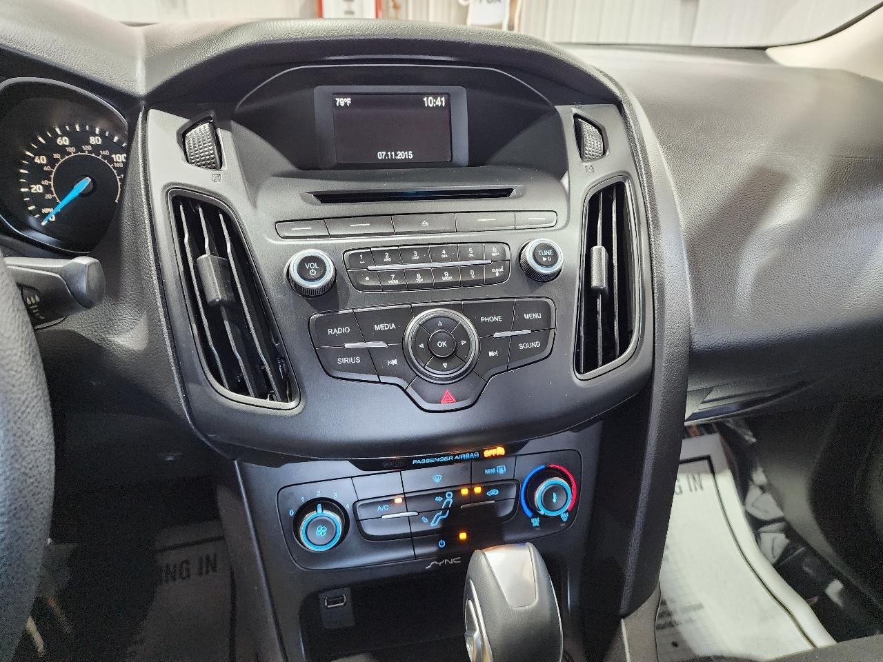 Ford Focus 4dr Sdn SE 2015