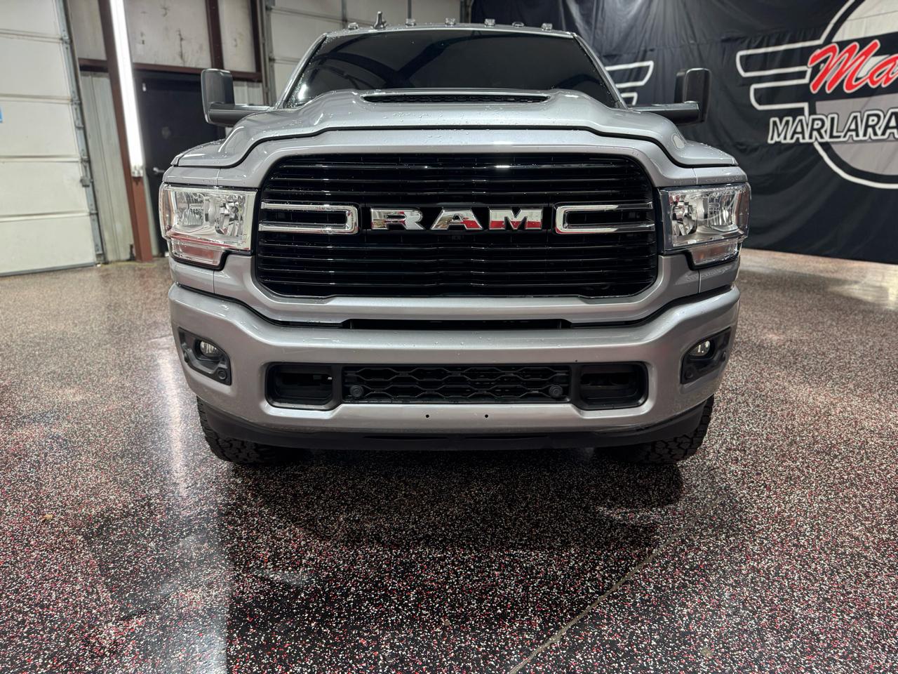 RAM 3500 Big Horn 4x4 Crew Cab 8' Box 2020