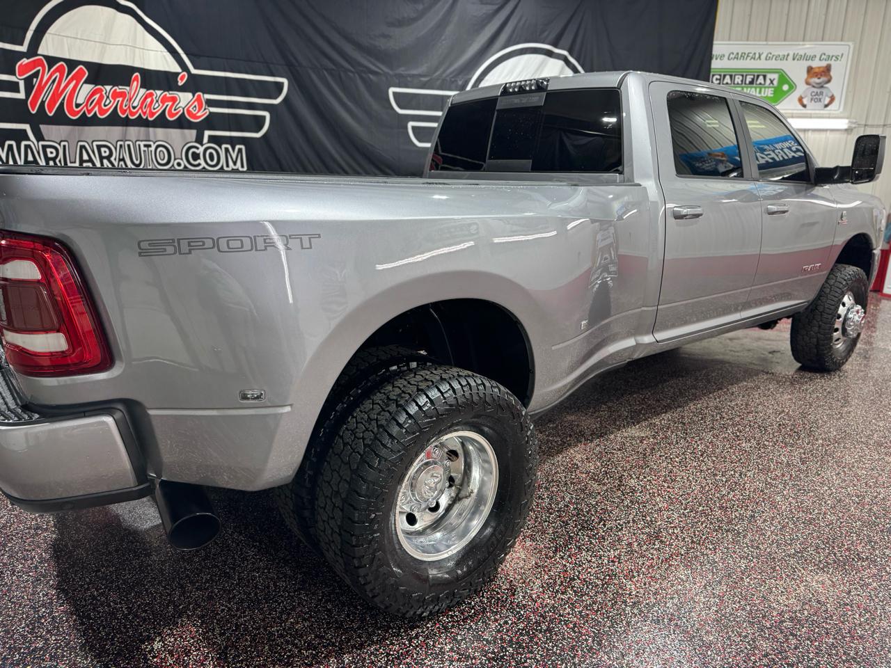 RAM 3500 Big Horn 4x4 Crew Cab 8' Box 2020