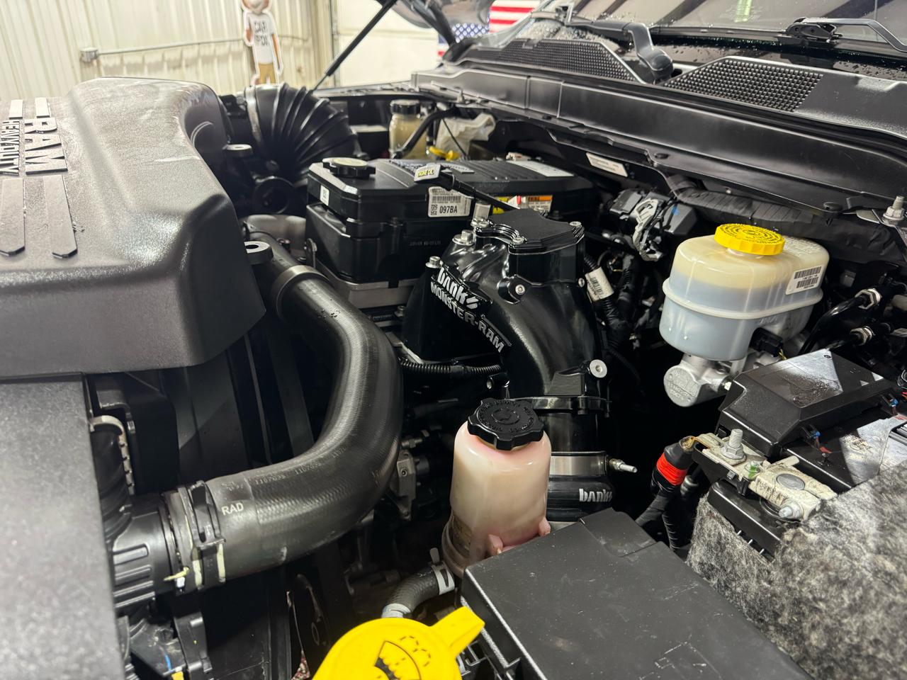 RAM 3500 Big Horn 4x4 Crew Cab 8' Box 2020