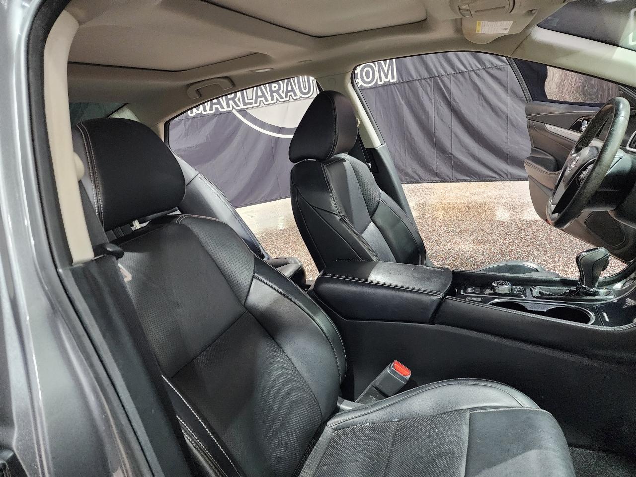 Nissan Maxima 4dr Sdn 3.5 SL 2016