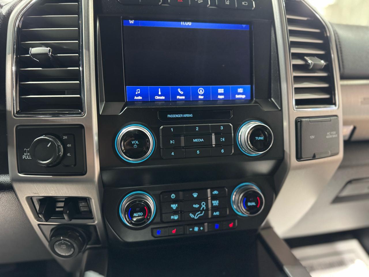 Ford Super Duty F-250 SRW King Ranch 4WD Crew Cab 8' Box 2020