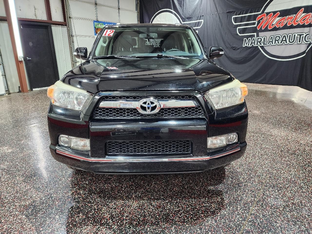 Toyota 4Runner 4WD 4dr V6 Limited (Natl) 2012
