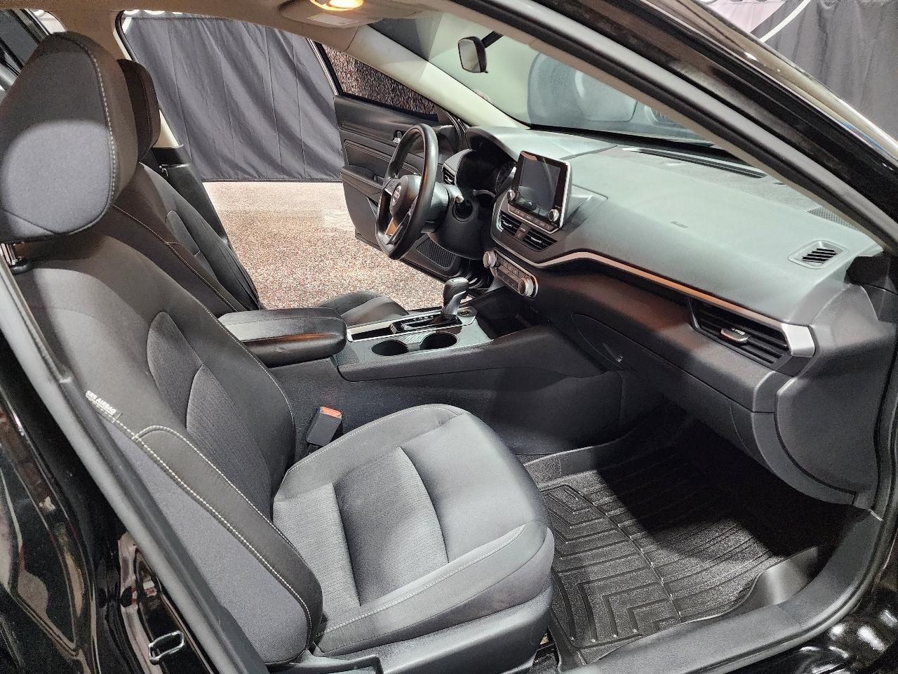 Nissan Altima 2.5 S Sedan 2020