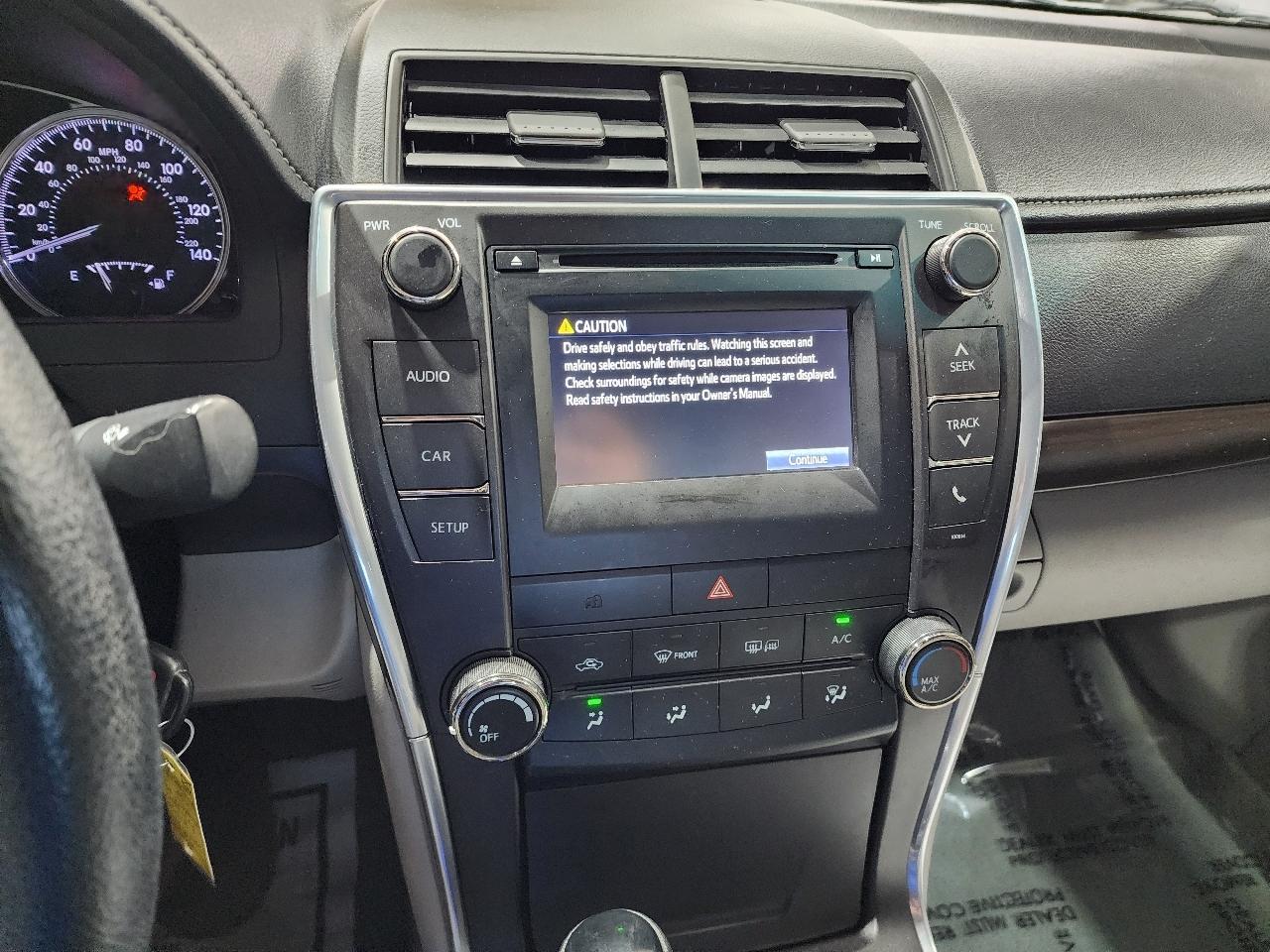 Toyota Camry 4dr Sdn I4 Auto SE w/Special Edition Pkg (Natl) 2016