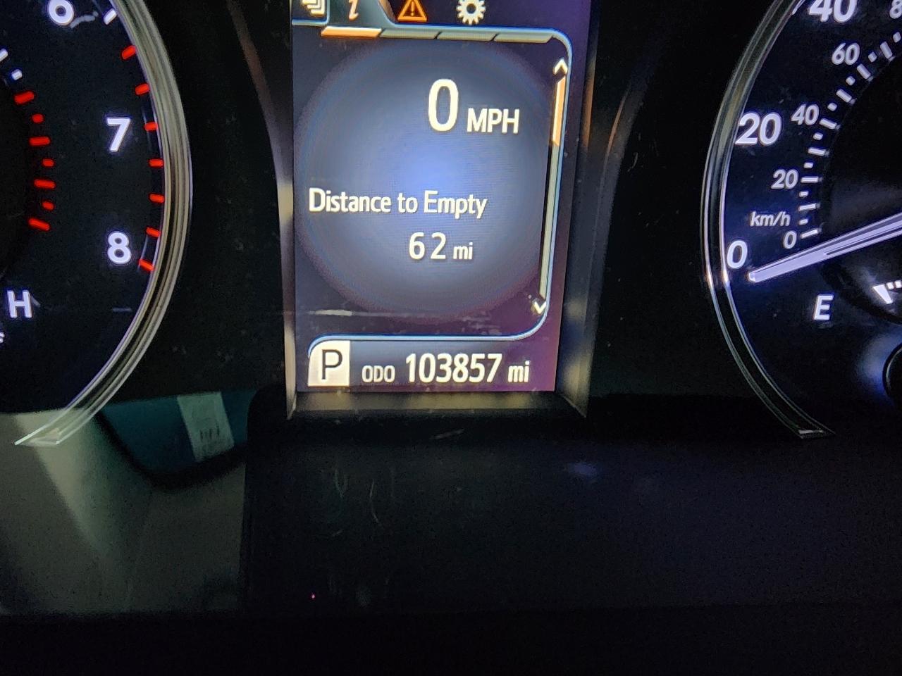 Toyota Camry 4dr Sdn I4 Auto SE w/Special Edition Pkg (Natl) 2016