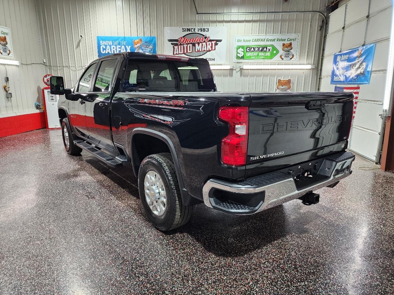 Chevrolet Silverado 2500HD 4WD Crew Cab 159" LT 2023