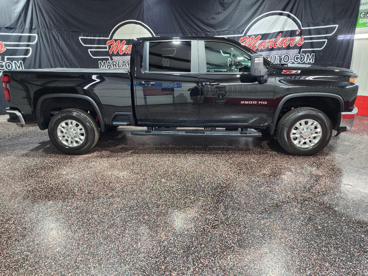 Chevrolet Silverado 2500HD 4WD Crew Cab 159" LT 2023