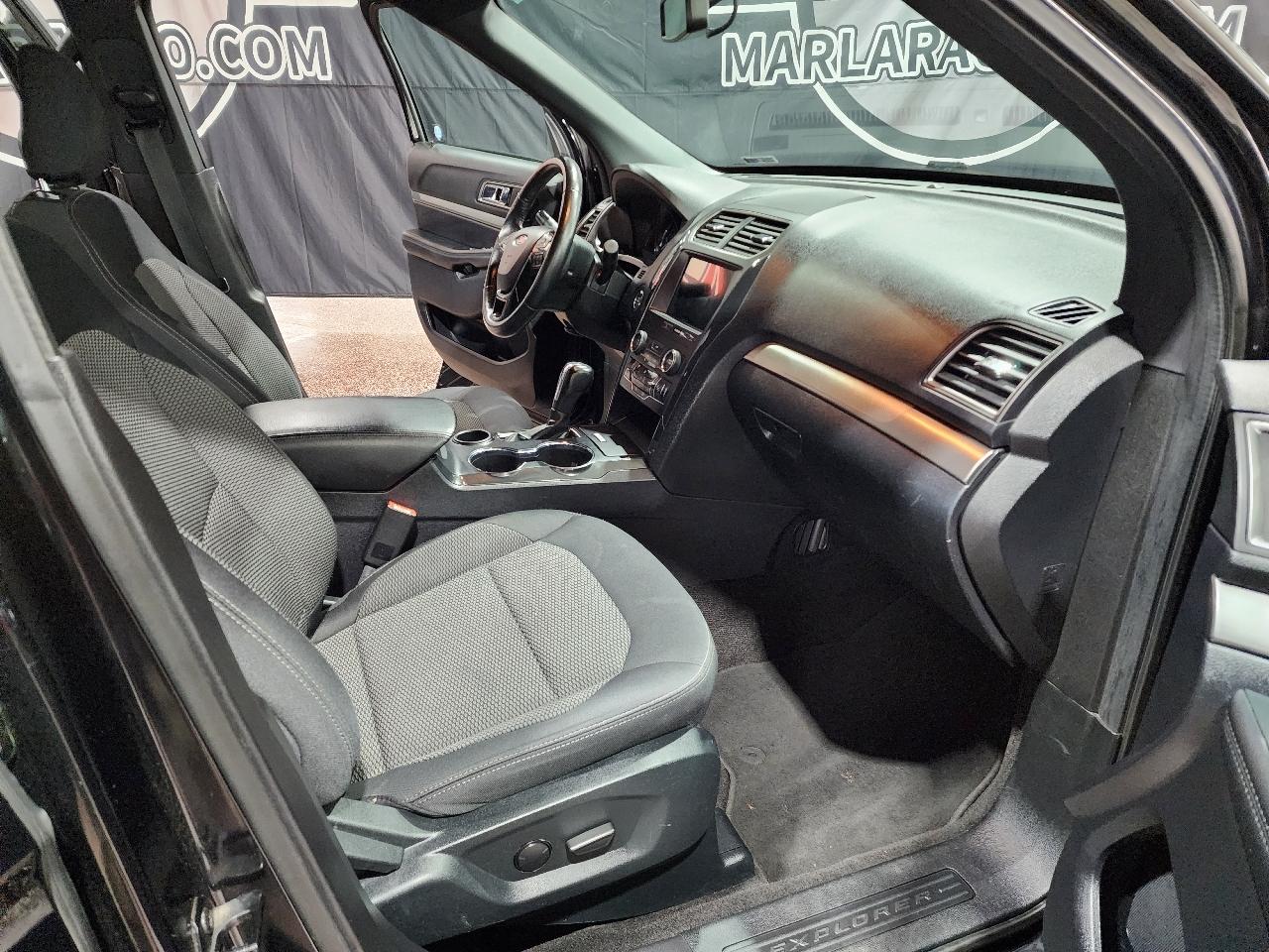 Ford Explorer XLT FWD 2019