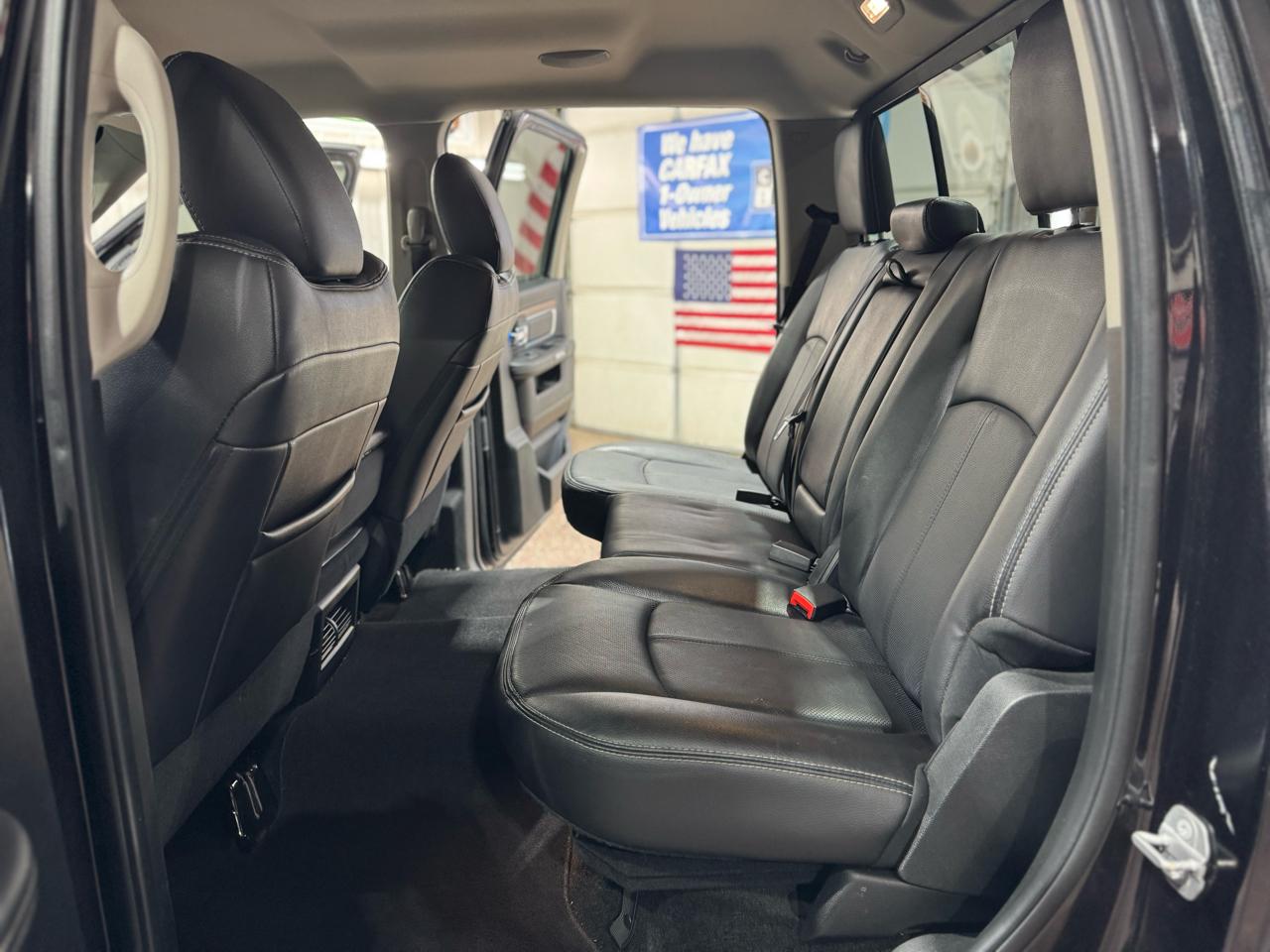 RAM 1500 Laramie 4x4 Crew Cab 5'7" Box 2018