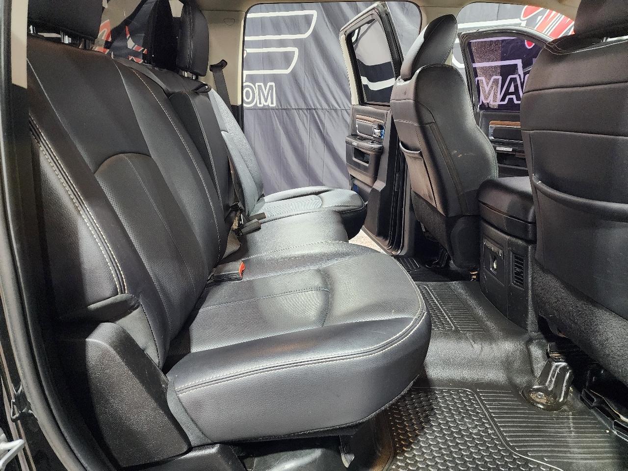RAM 3500 Chassis Cab Laramie 4WD Crew Cab 60" CA 172.4" WB 2018