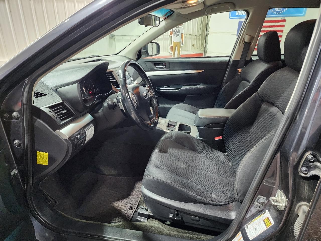 Subaru Outback 4dr Wgn H4 Auto 2.5i Premium 2012