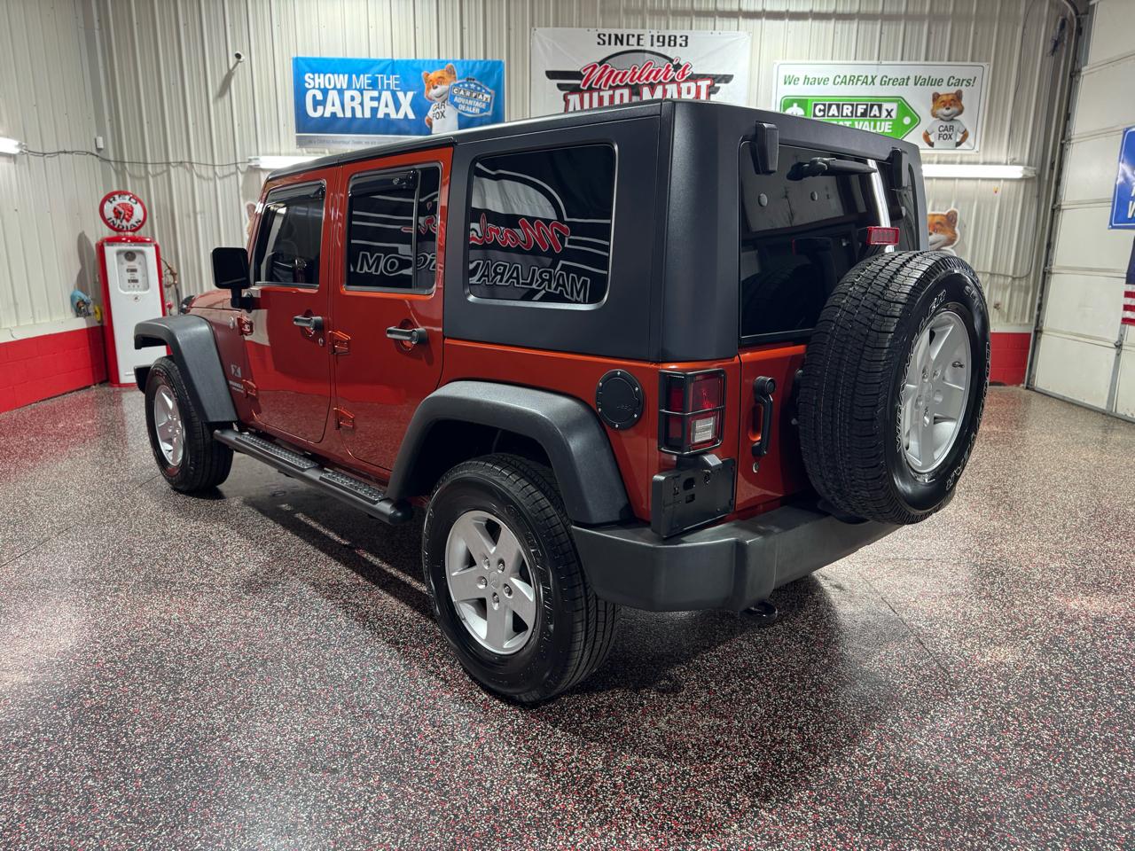 Jeep Wrangler Unlimited 4WD 4dr X 2009