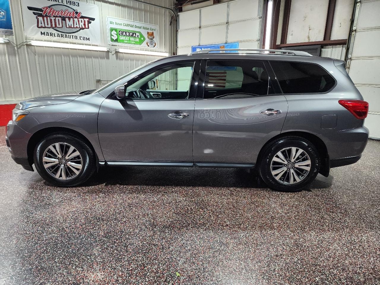 Nissan Pathfinder FWD S 2020