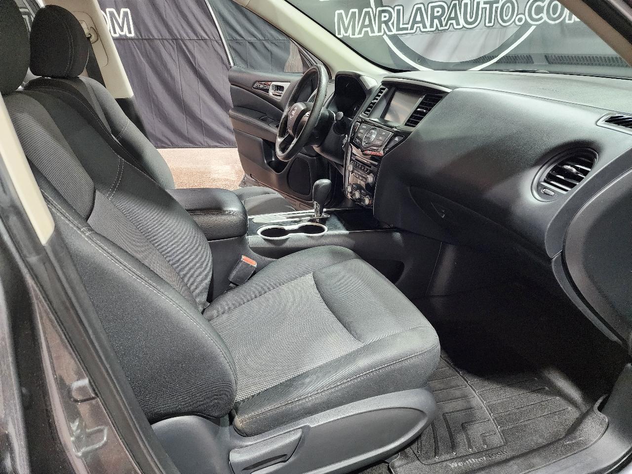 Nissan Pathfinder FWD S 2020