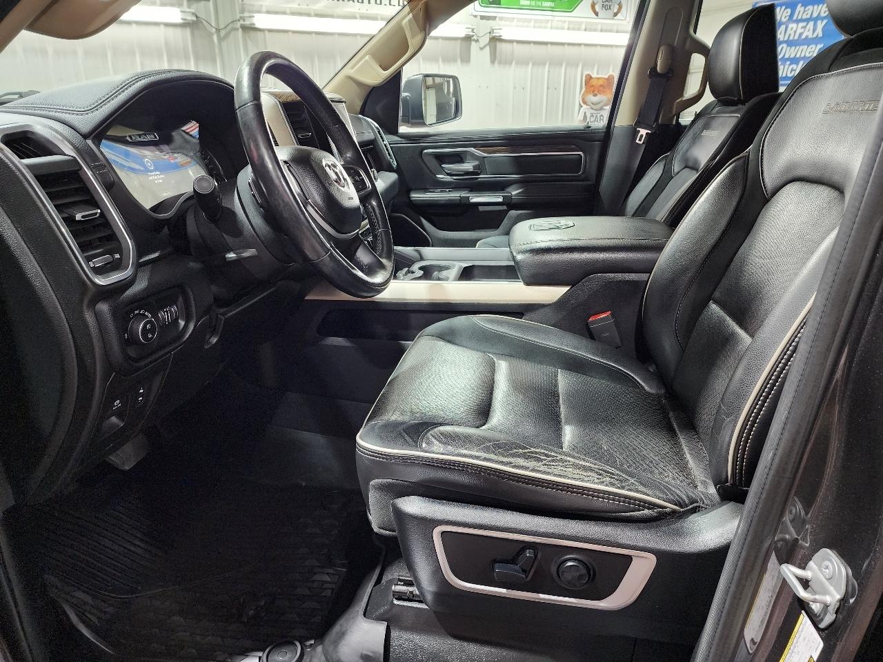 RAM 1500 Laramie 4x4 Crew Cab 6'4" Box 2019