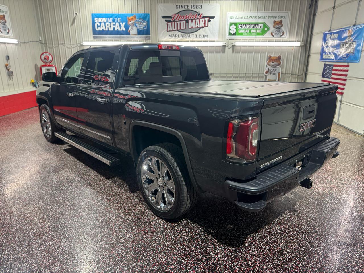 GMC Sierra 1500 4WD Crew Cab 143.5" Denali 2018