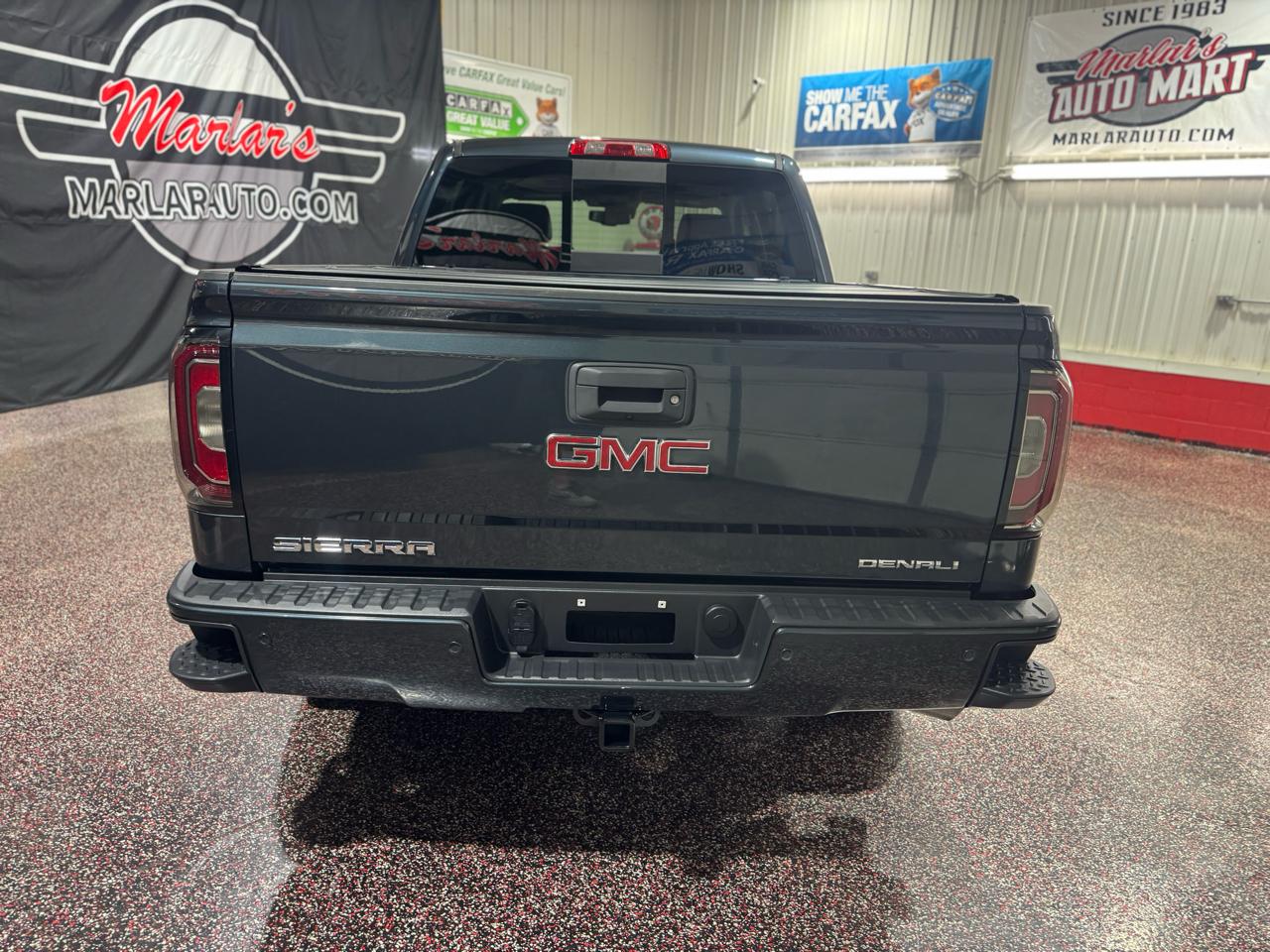 GMC Sierra 1500 4WD Crew Cab 143.5" Denali 2018