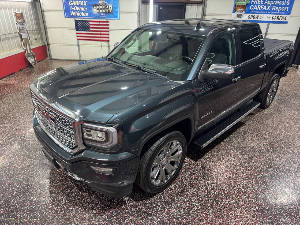 GMC Sierra 1500 4WD Crew Cab 143.5" Denali 2018