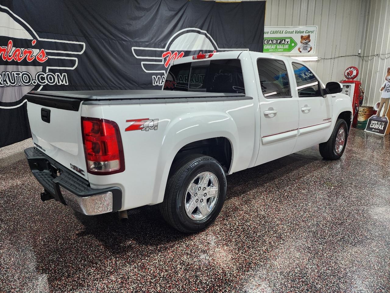 GMC Sierra 1500 4WD Crew Cab 143.5" SLT 2013