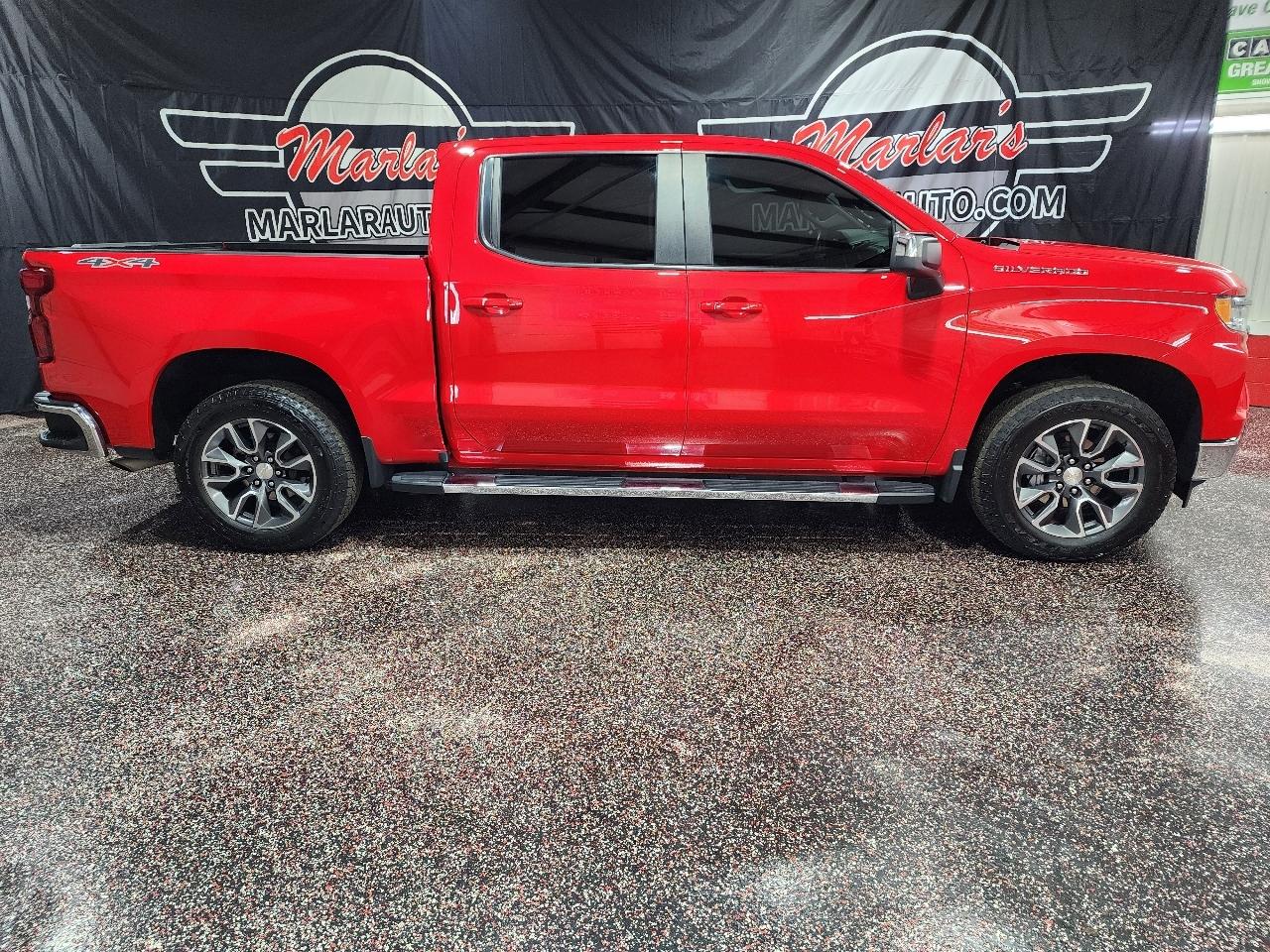 Chevrolet Silverado 1500 4WD Crew Cab 147" LT w/1LT 2023