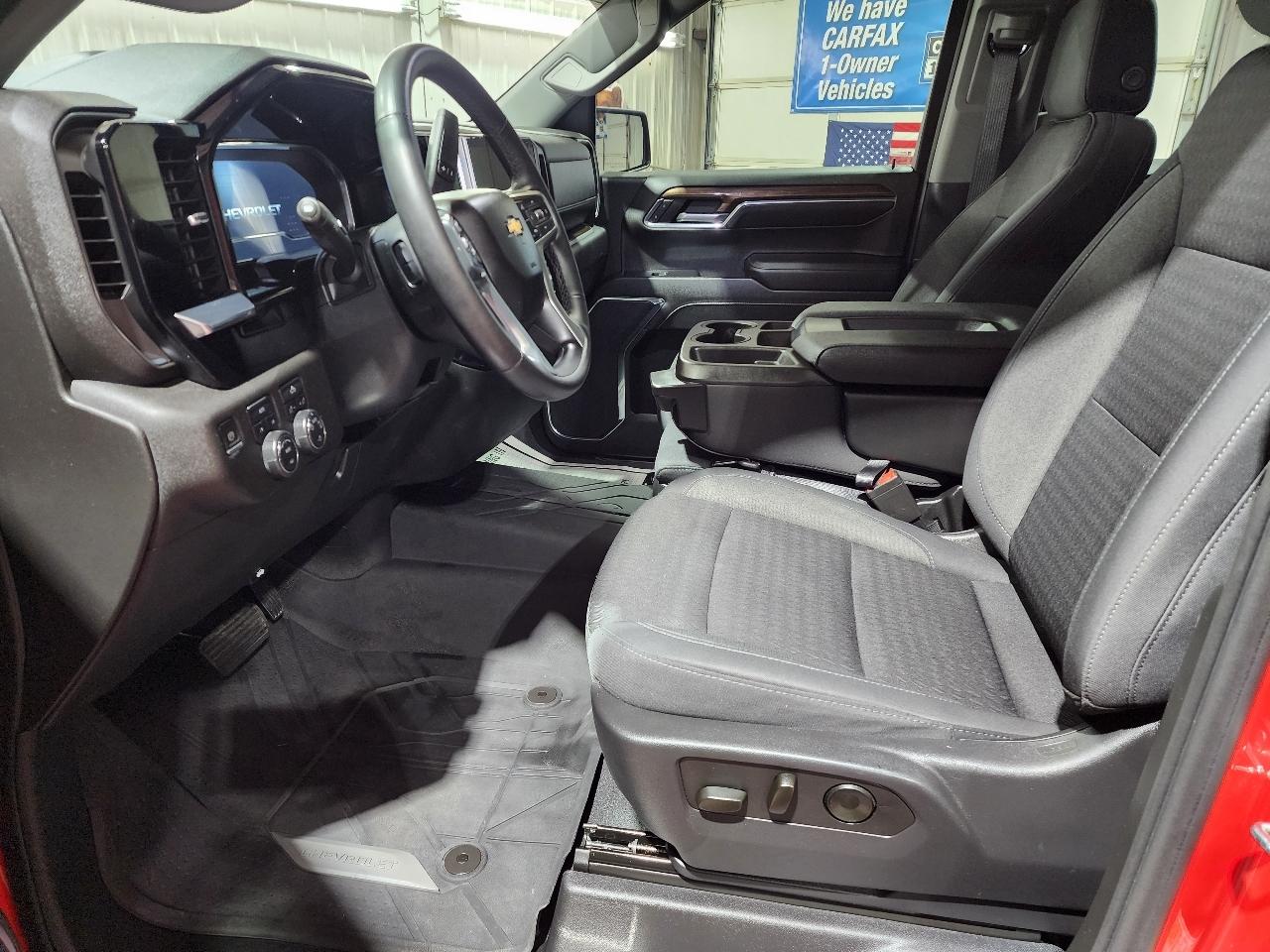 Chevrolet Silverado 1500 4WD Crew Cab 147" LT w/1LT 2023