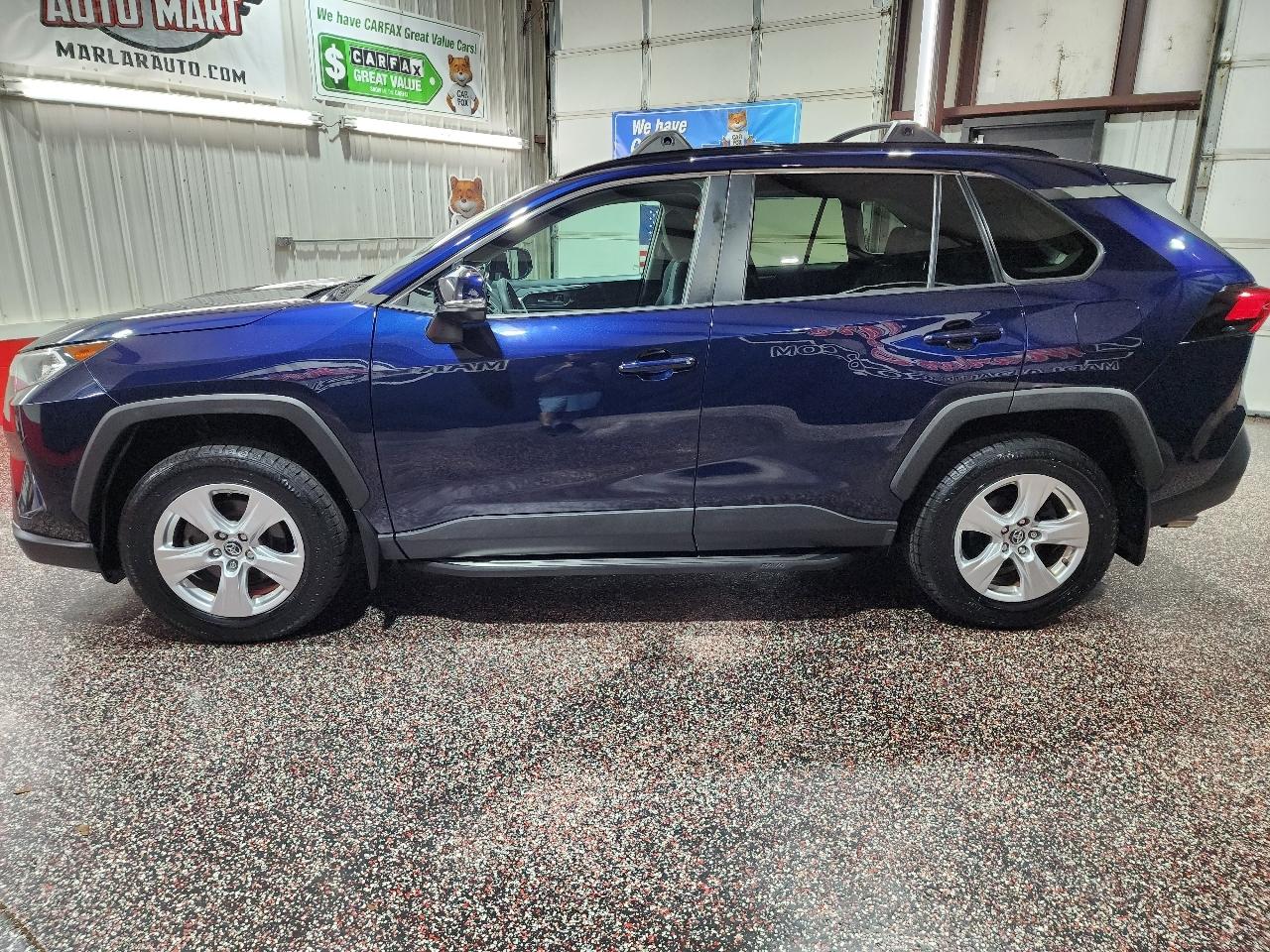 Toyota RAV4 XLE AWD (Natl) 2019