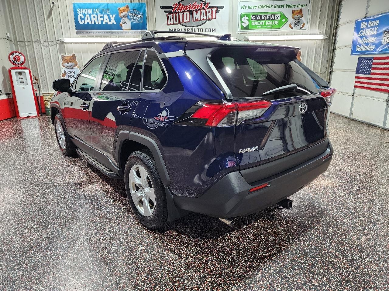 Toyota RAV4 XLE AWD (Natl) 2019