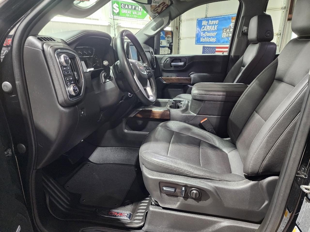 GMC Sierra 2500HD 4WD Crew Cab 159" SLT 2023