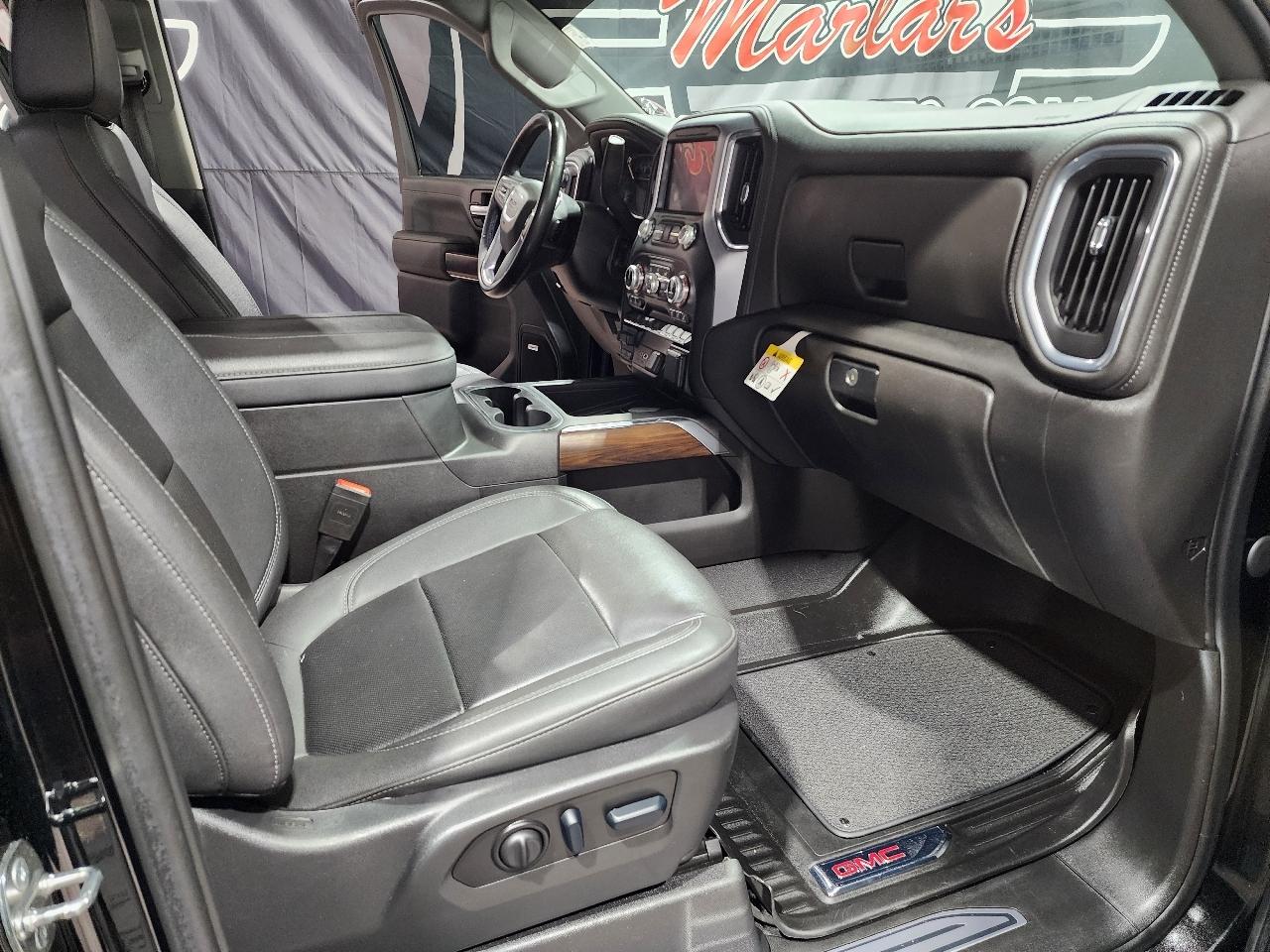 GMC Sierra 2500HD 4WD Crew Cab 159" SLT 2023