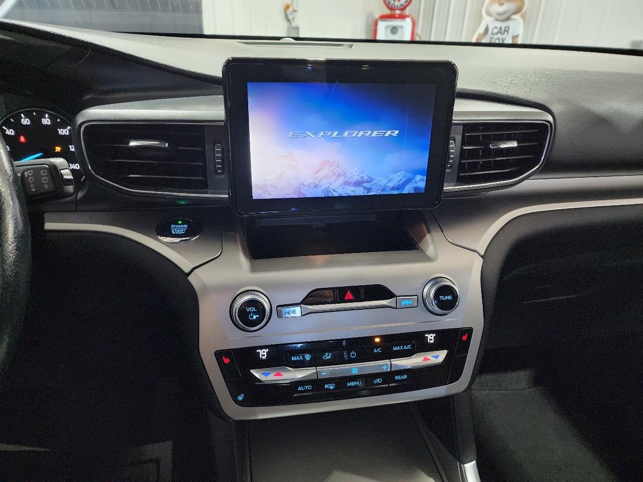 Ford Explorer XLT 4WD 2021
