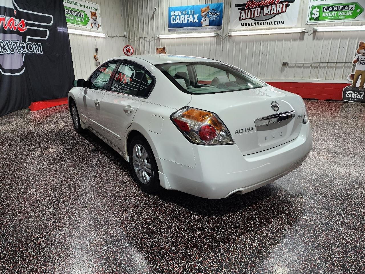Nissan Altima 4dr Sdn I4 CVT 2.5 S 2012