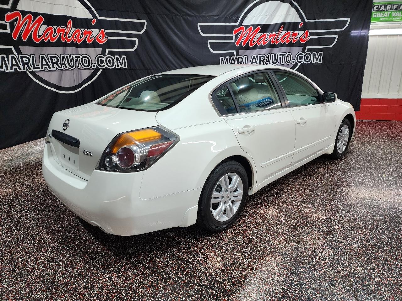 Nissan Altima 4dr Sdn I4 CVT 2.5 S 2012