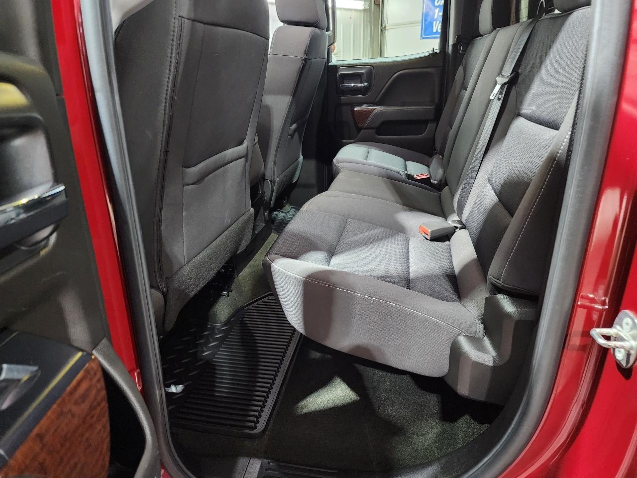 GMC Sierra 1500 4WD Double Cab 143.5" SLE 2018