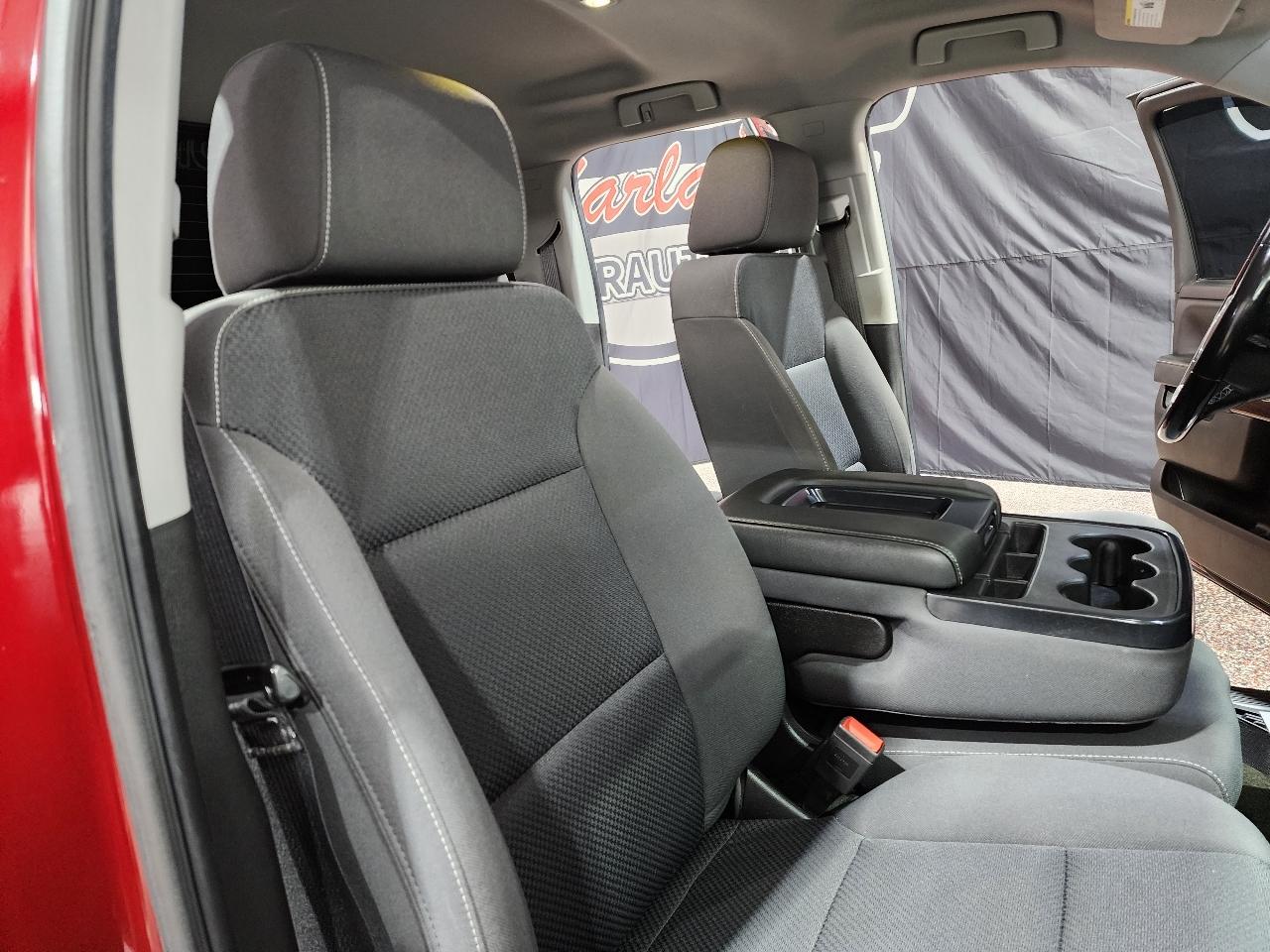 GMC Sierra 1500 4WD Double Cab 143.5" SLE 2018
