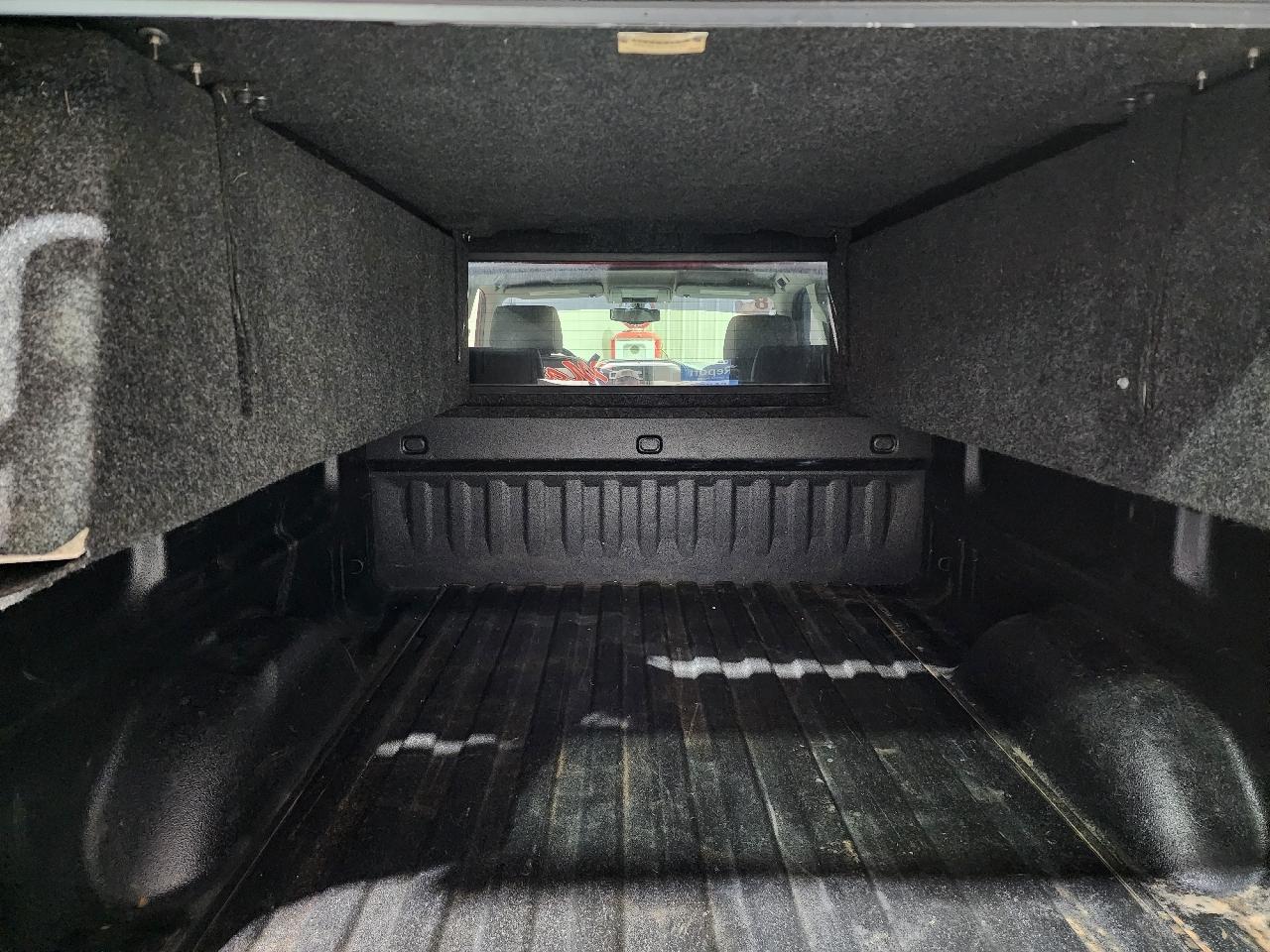 GMC Sierra 1500 4WD Double Cab 143.5" SLE 2018